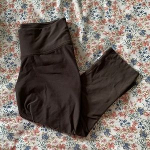 Nike ten less plastic bottles one legend capri